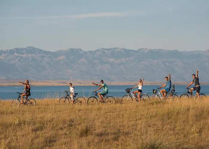 Holiday home Stunning In Privlaka *