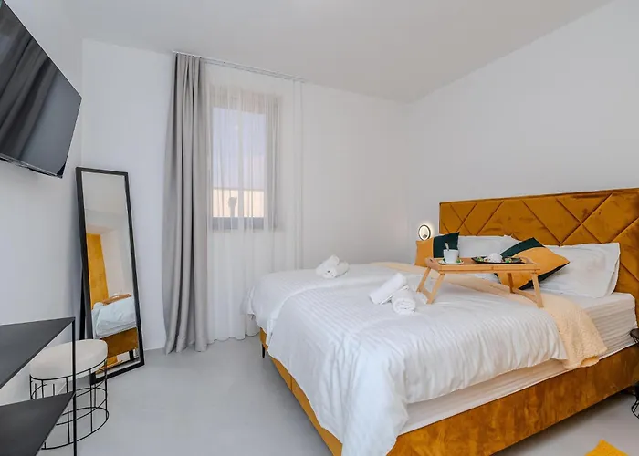 Stunning In Privlaka Holiday home Zadar