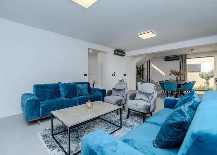 Holiday home Stunning In Privlaka Zadar