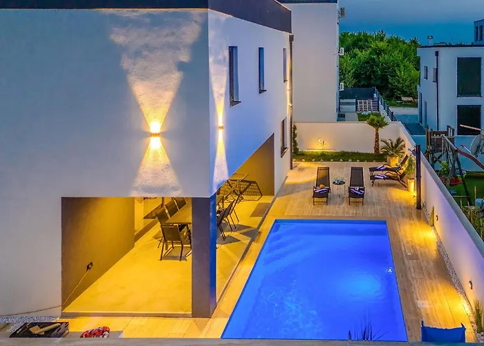 Stunning In Privlaka *