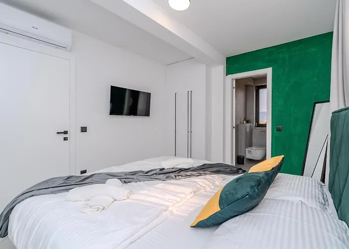 Holiday home Stunning In Privlaka Zadar