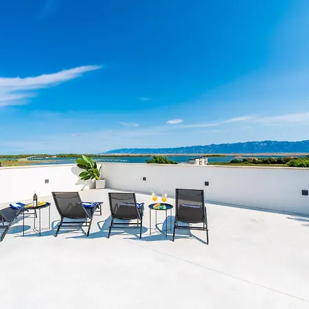 Gorgeous In Privlaka Zadar